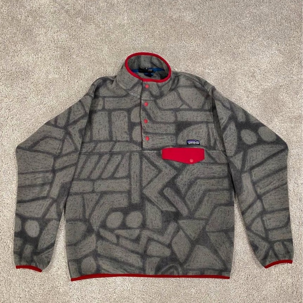 Patagonia Synchilla Snap-T Fleece - Men’s Large. Gray, red